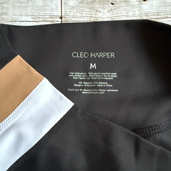 Cleo Harper Kelsey Wells Rotation Short in Canyon - Picture 4 of 5